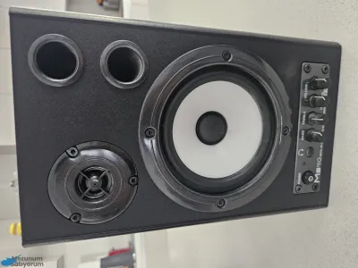 Behringer Ms40 Monitors