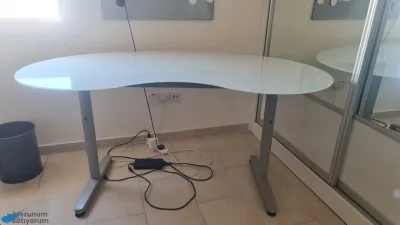 Cam Çalışma/ofis Masası + Ayak