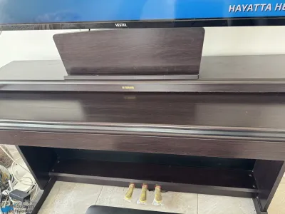 Sıfır Ayarında Yamana Piyano