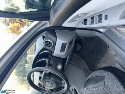 2005 Model Mazda Axela