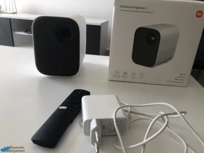 Projeksiyon-xiaomi Mi Smart 2