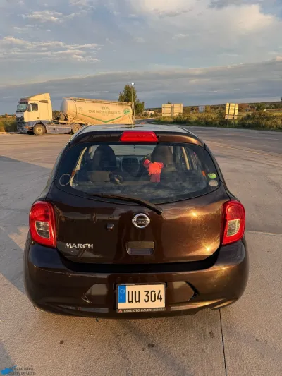 Nissan March 2019