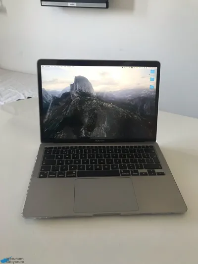 2020 Macbook Air M1