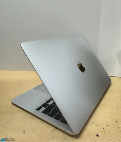 Macbook Air 2020 M1