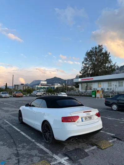 Audi Araba