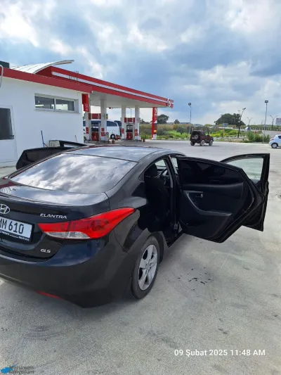Hyundai Elantra 1.6