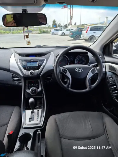 Hyundai Elantra 1.6