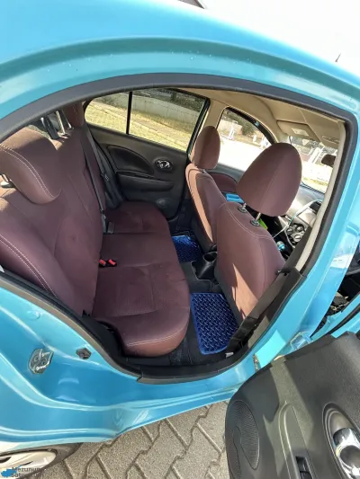 Temiz Tam Otomatik Nissan Marc