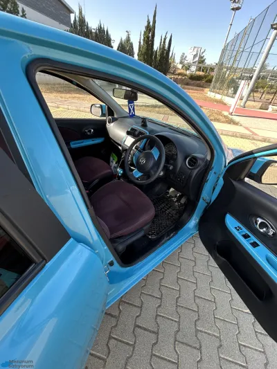 Temiz Tam Otomatik Nissan Marc