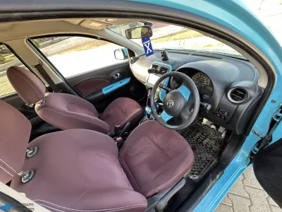 Temiz Tam Otomatik Nissan Marc