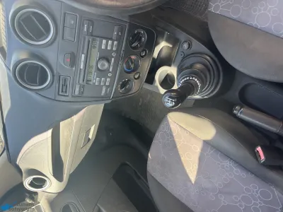 2006 Ford Fiesta