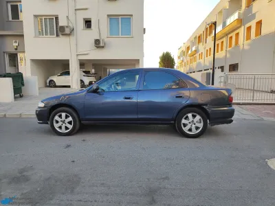 Mazda Familia Manual 4 Vitez