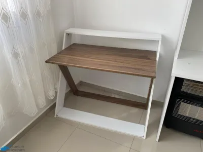 Kullanışlı Çalışma Masası