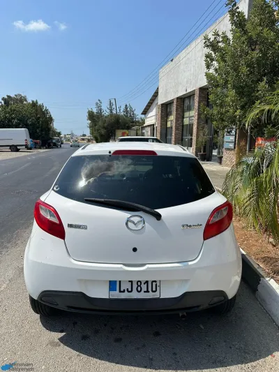 Mazda Demio "masrafsiz"