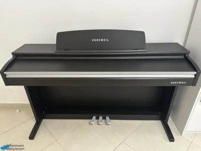 Kurzweil M210 Elektronik Piano
