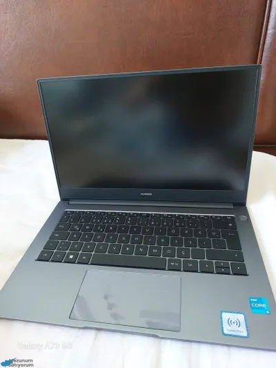 Huawei Matebook D14 2021