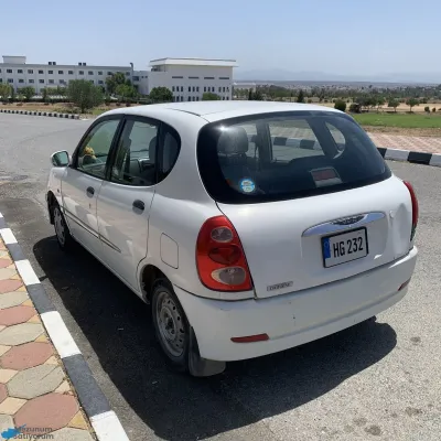 Daihatsu Storia 2002