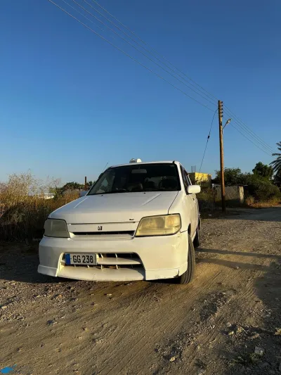 2002 Model Nissan Cube