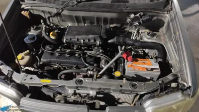 2000 Model Nissan Cube
