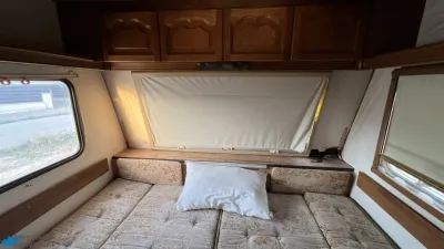 Lux Caravan