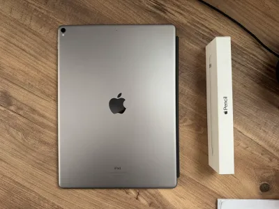 İpad Pro (12.9-inch) (2nd Generation)