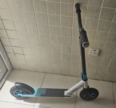 Evo 2 Tekerlekli Dirt Rider Mavi Scooter