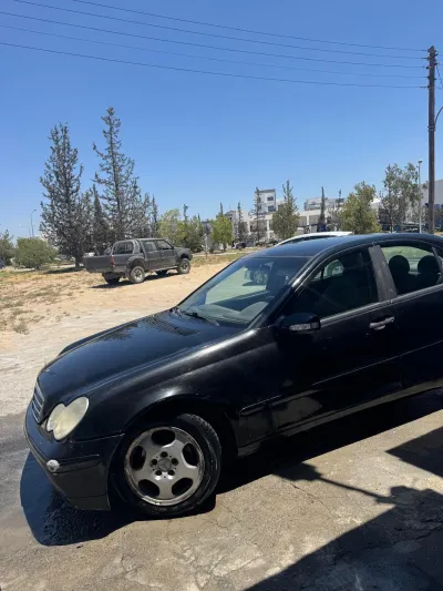Mercedes C200