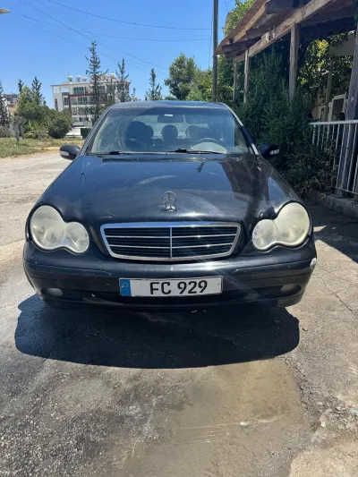 Mercedes C200