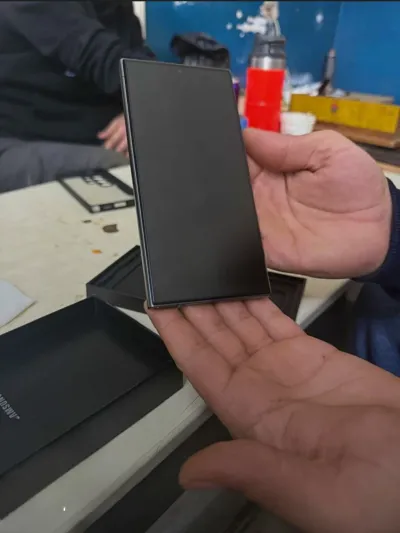 Sahibindem Az Kullanılmış Samsung S 24 Ultra Cep Telefonu