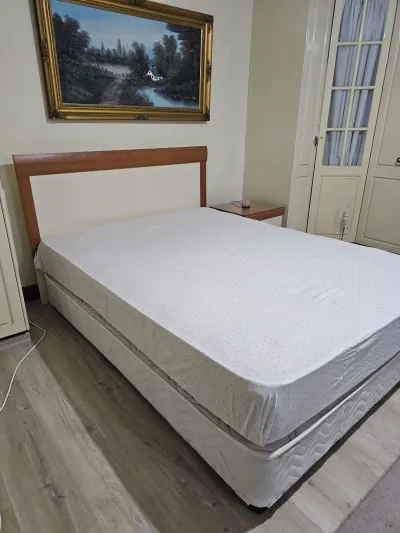 Çift Kişilik Şilteli Baza+2 Komodin+aynalı Tuvalet Masası